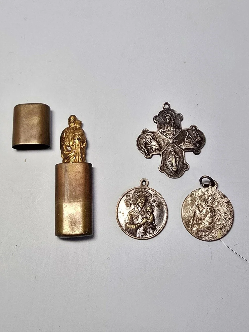 Vintage\Antique Lot Of 4 Catholic Religous Relics Collectables